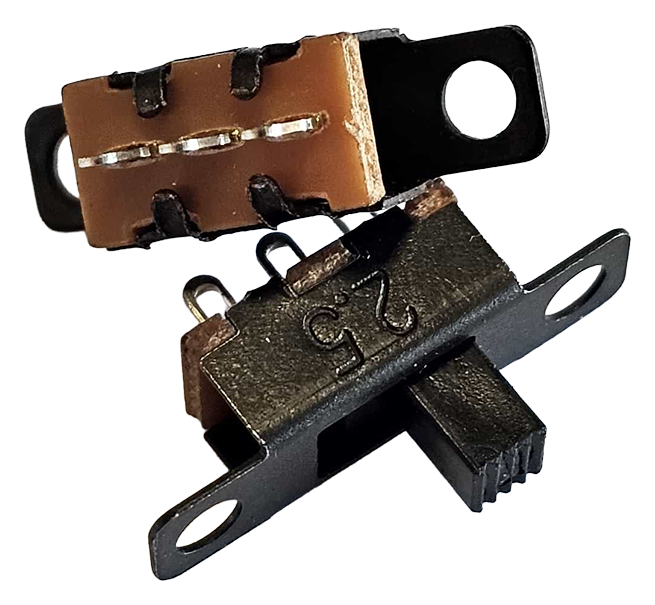 Posuvny prepinac SS12F15VG4 1